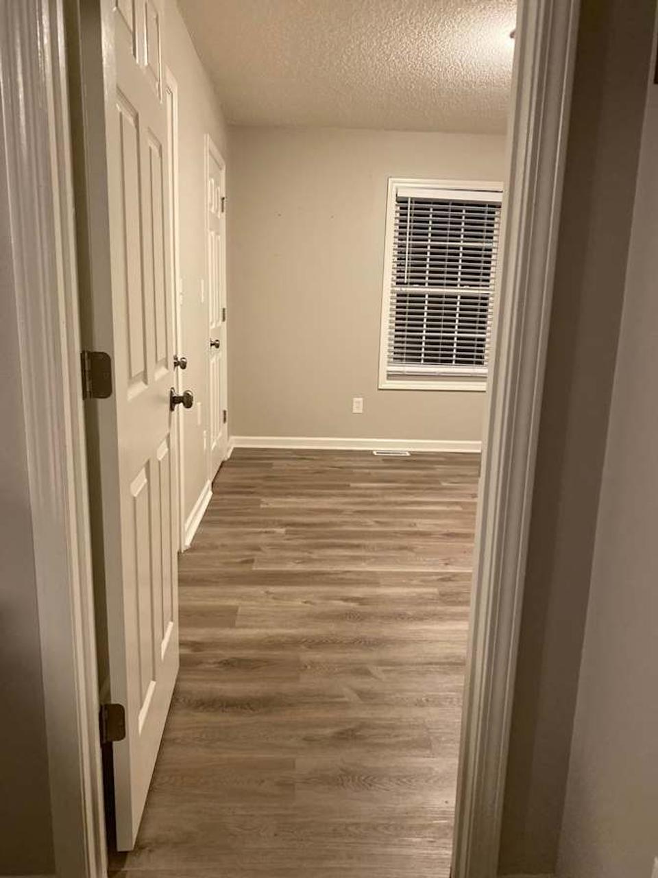 Profile photo 7 of 11