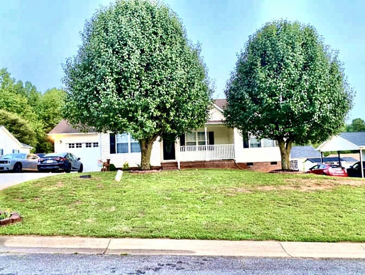 Profile photo 2 of 11