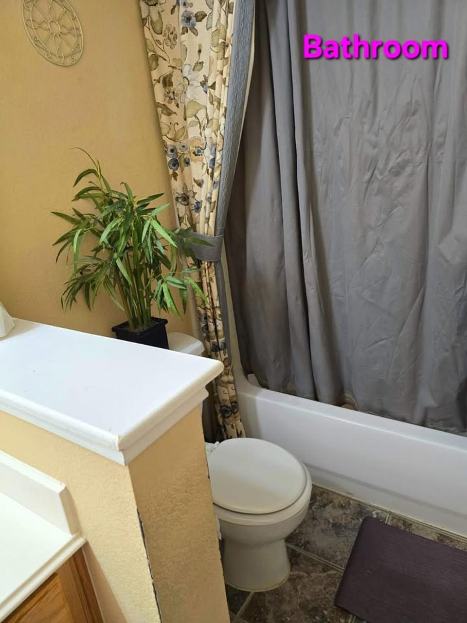 Profile photo 9 of 12