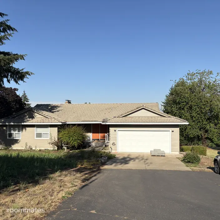 Room for rent in Sherwood, OR $1000, house