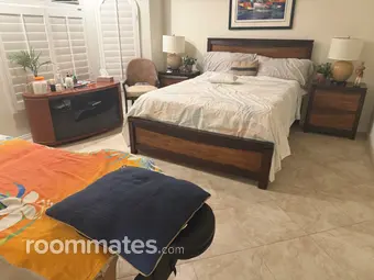Room for rent in Palm Desert, CA $0, house