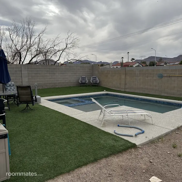 Room for rent in Henderson, NV $800, house