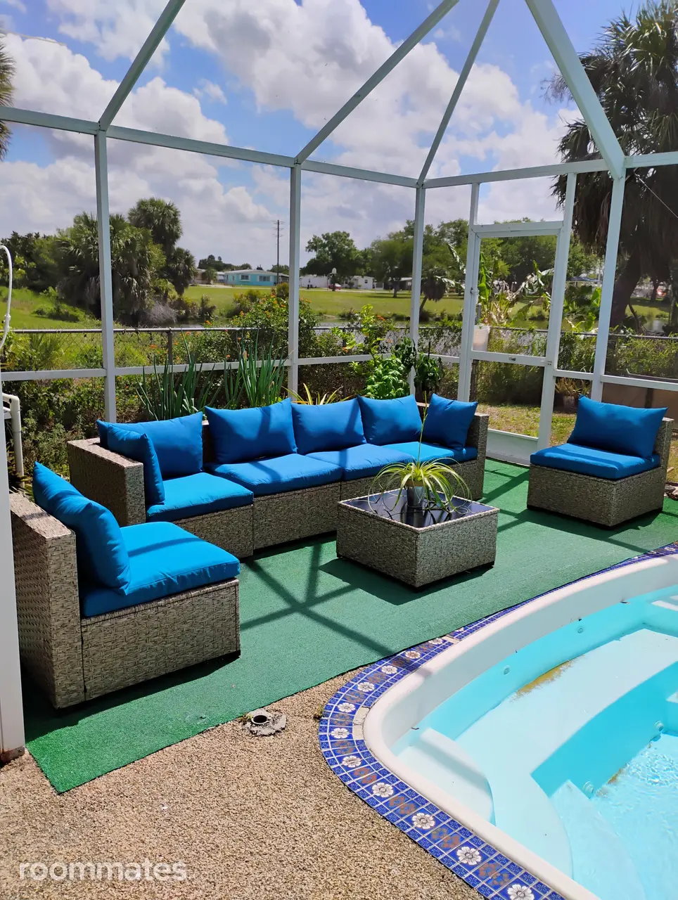 Profile photo 8 of 10