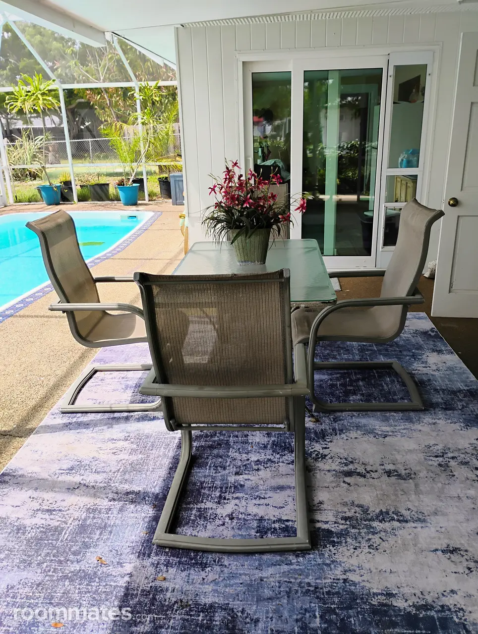 Profile photo 9 of 10