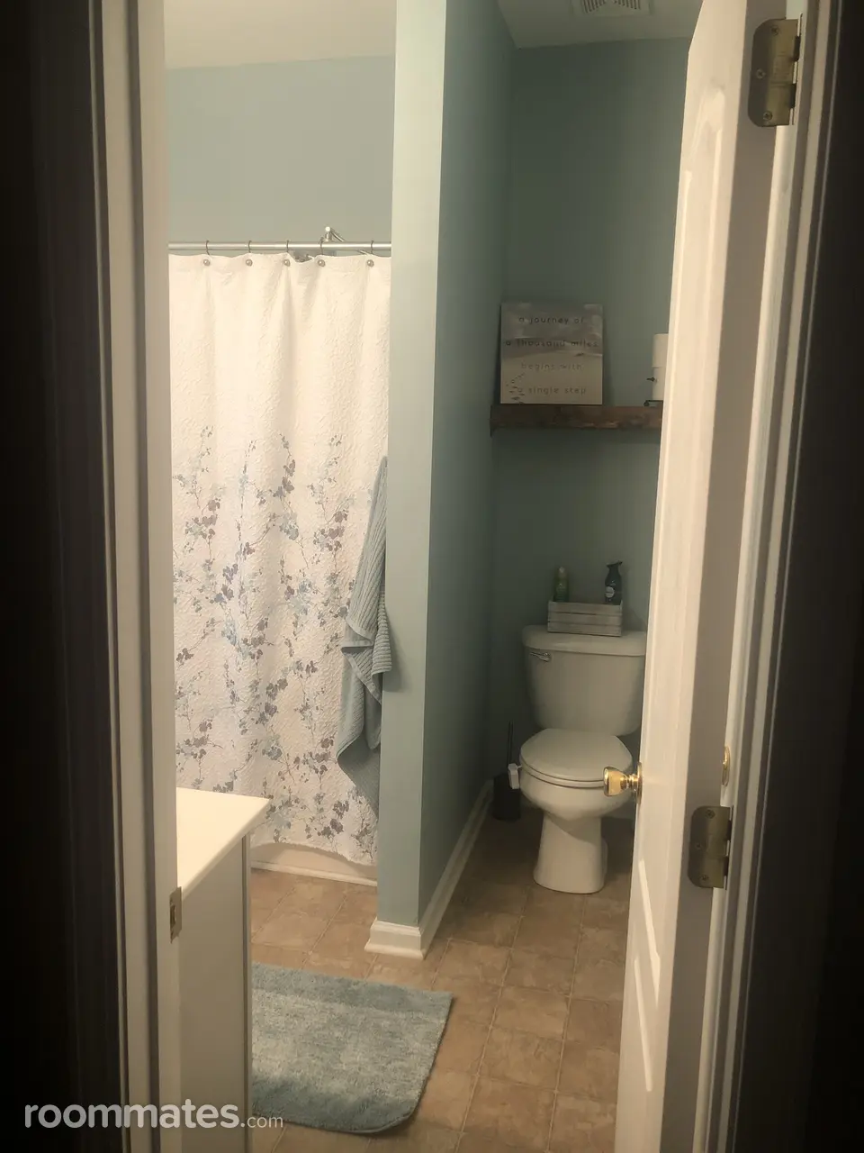 Profile photo 8 of 17