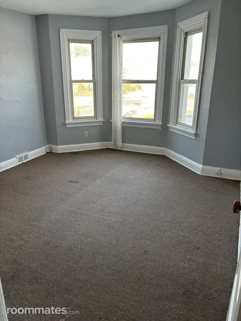 Profile photo 3 of 5