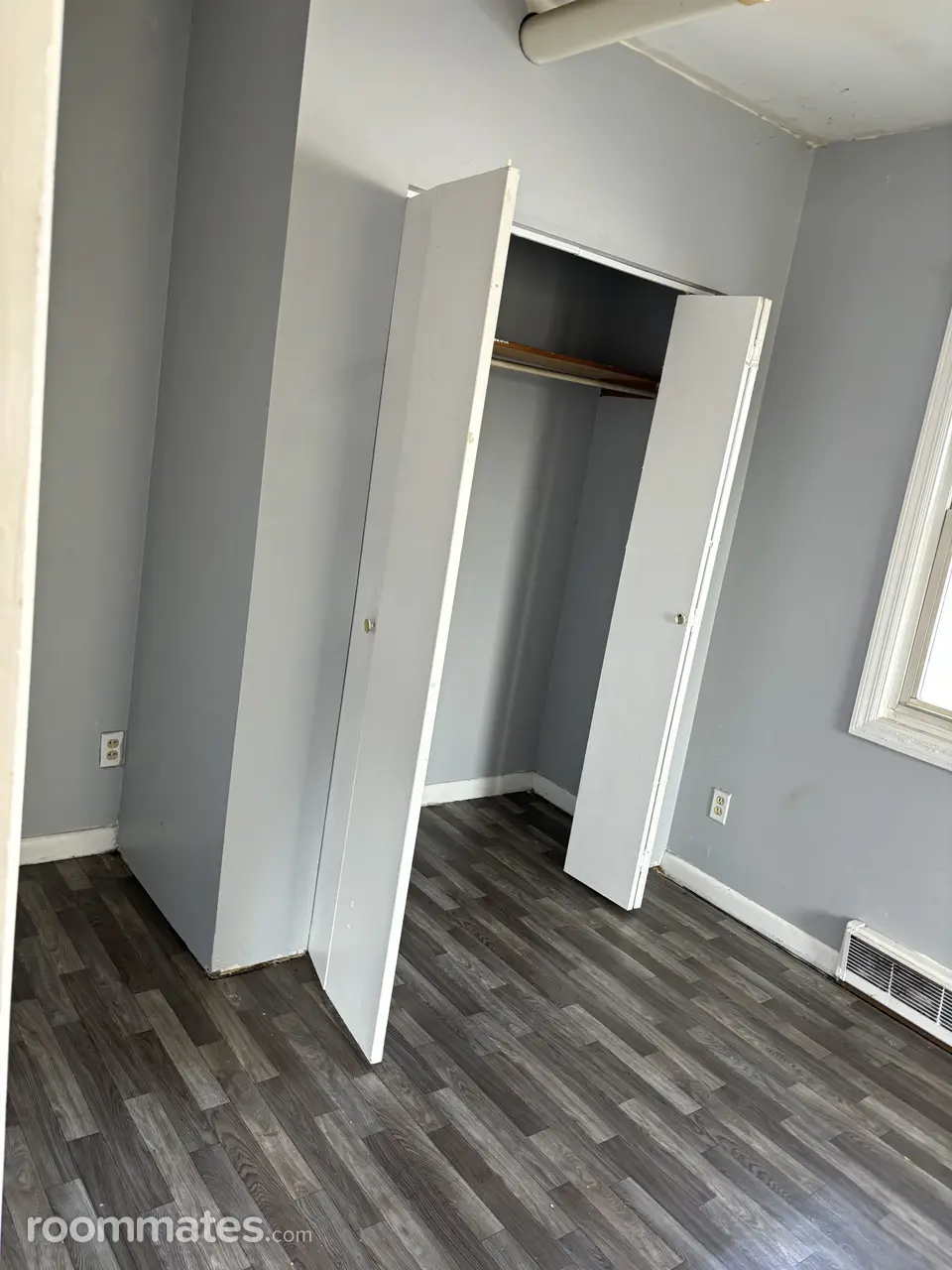 Profile photo 1 of 5