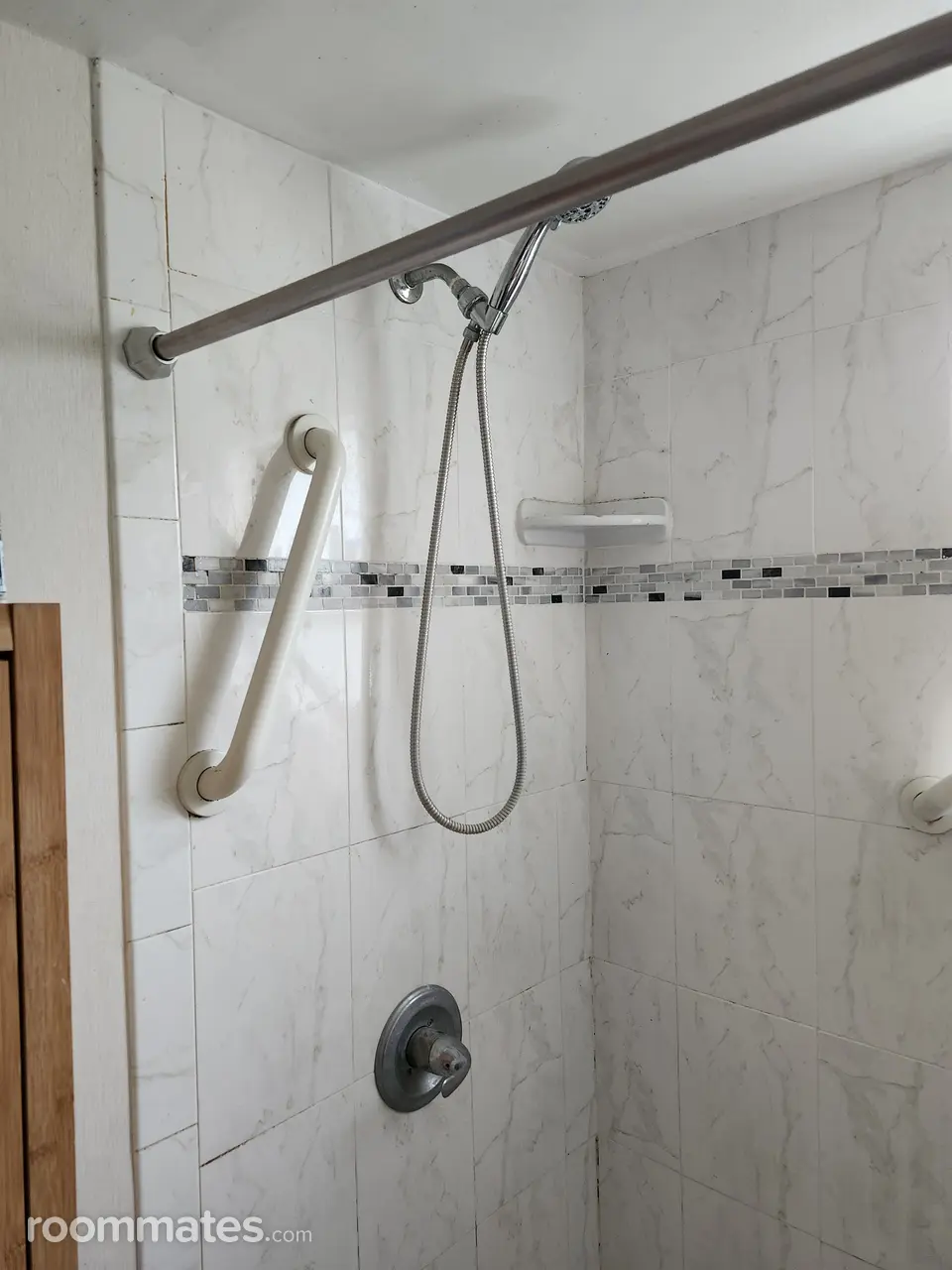 Profile photo 4 of 7