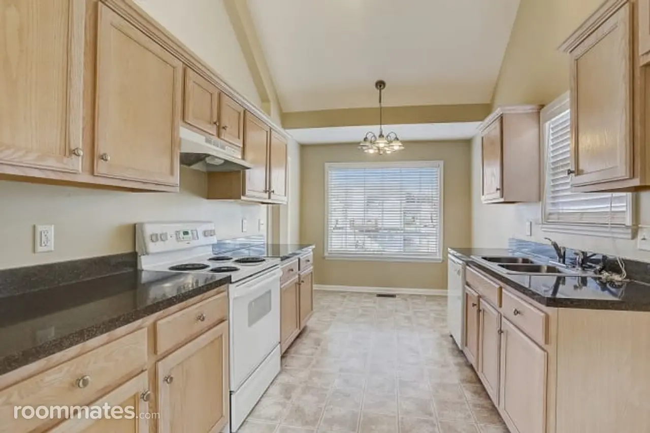 Profile photo 5 of 6