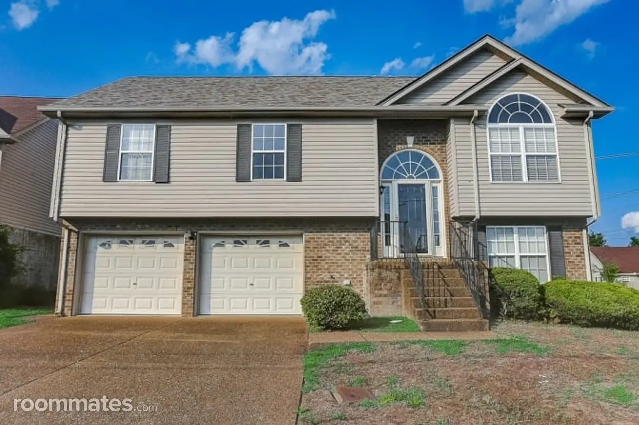 Profile photo 4 of 6