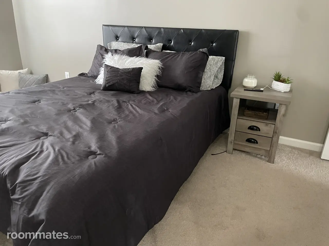 Profile photo 5 of 6