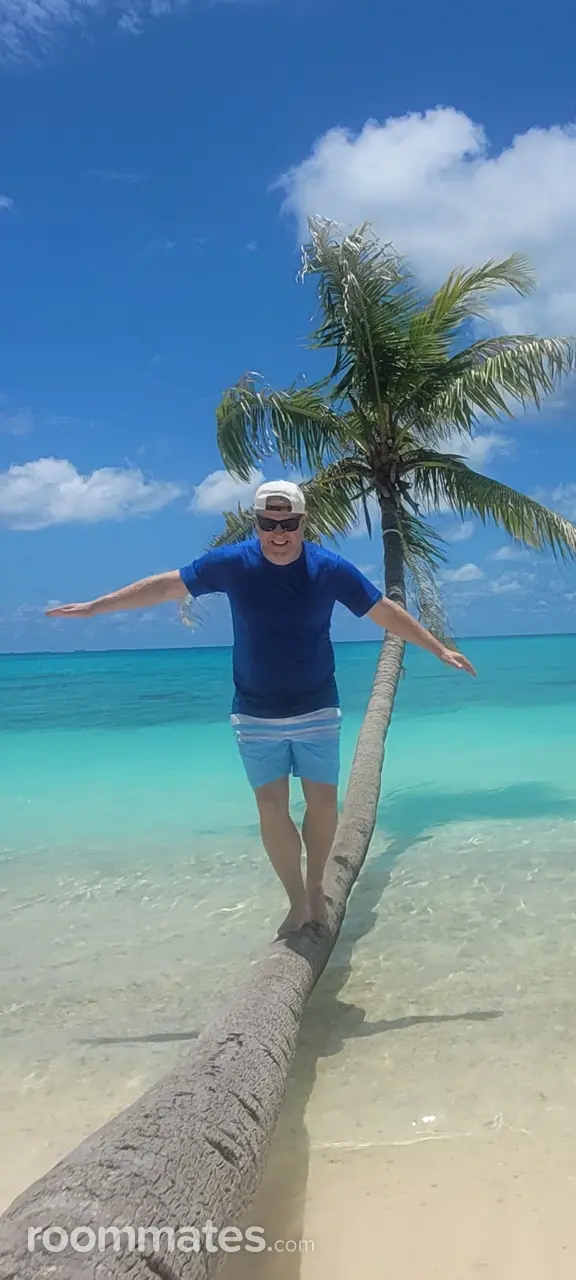 Profile photo 5 of 5