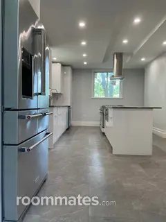 Room for rent in Yonkers, NY $1050, house