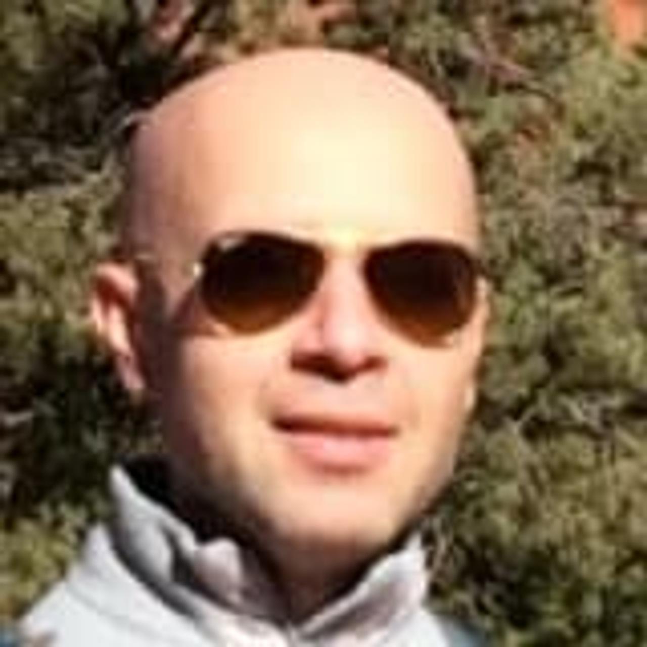 Profile photo 6 of 6