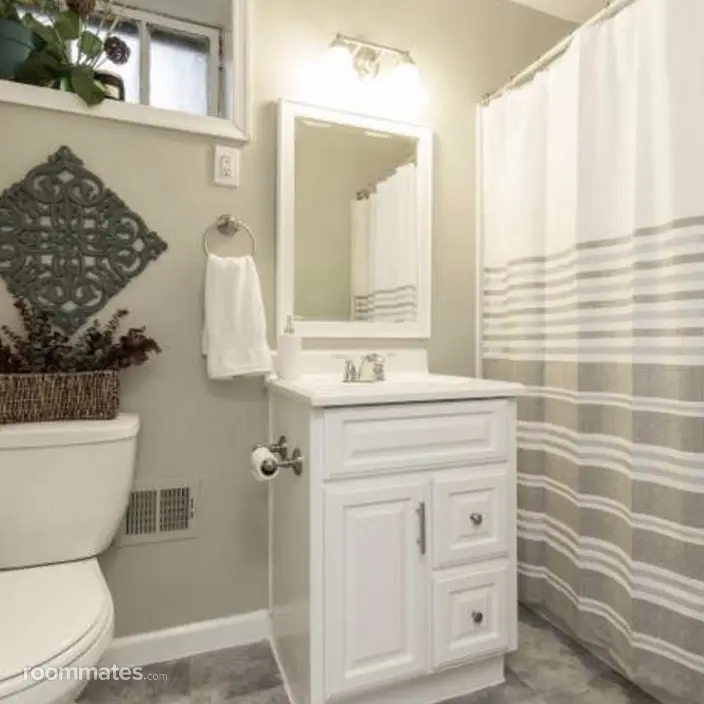 Room for rent in Washington, DC $1000, house