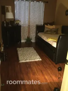 Room for rent in Lawndale, CA $850, townhouse