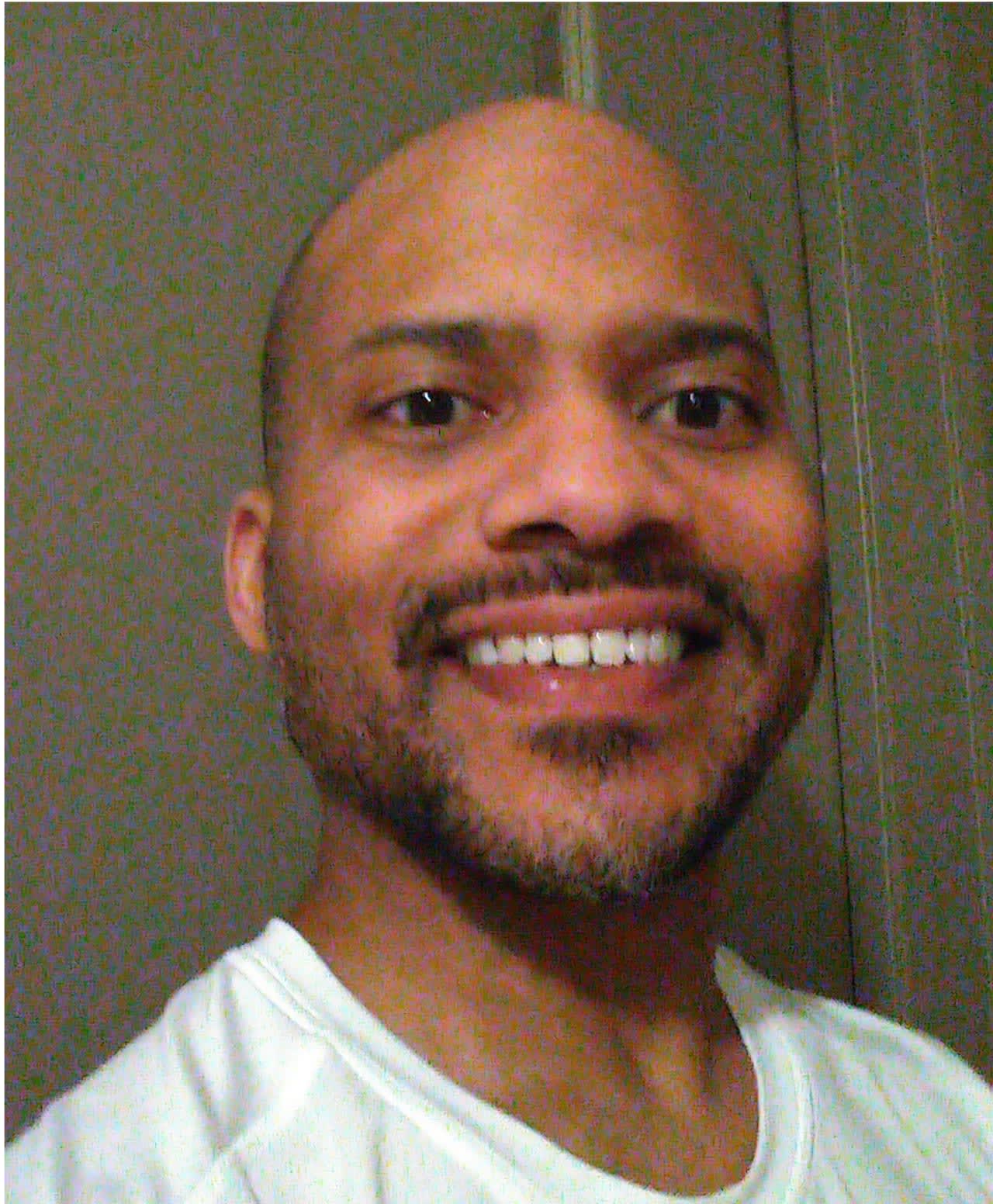 Profile photo 6 of 6