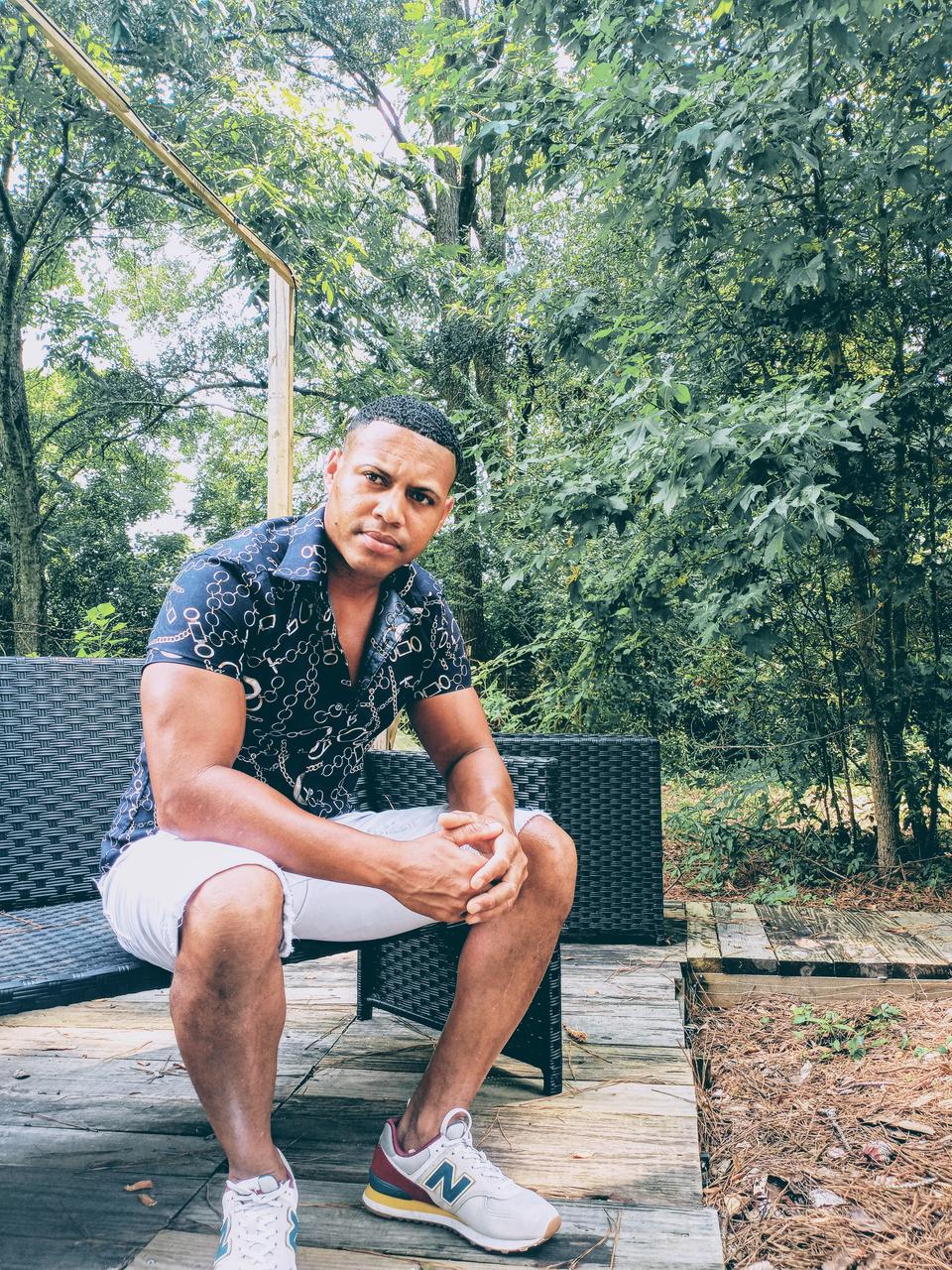 Profile photo 1 of 1