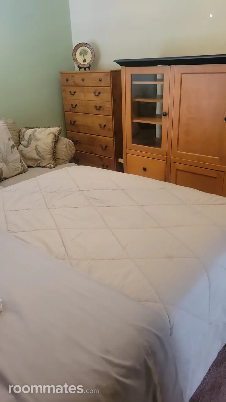 Profile photo 2 of 16