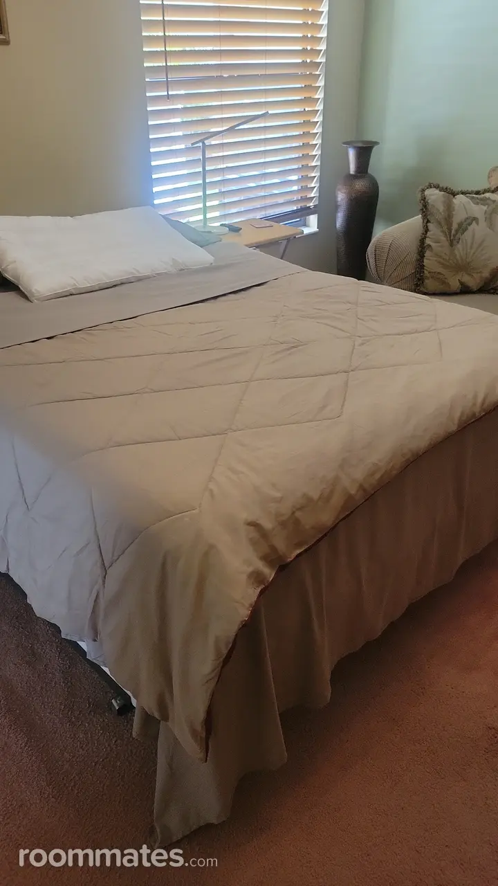 Profile photo 1 of 16