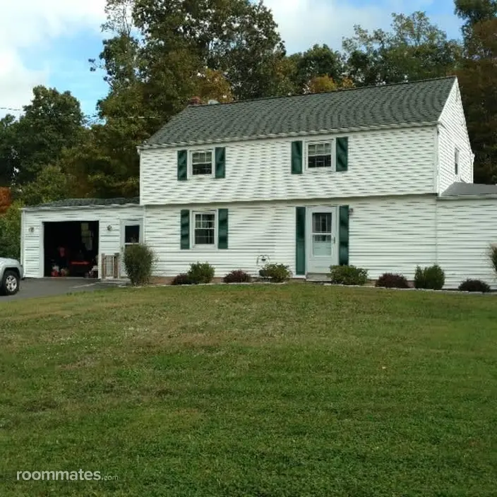 Room for rent in Durham, CT $800, house