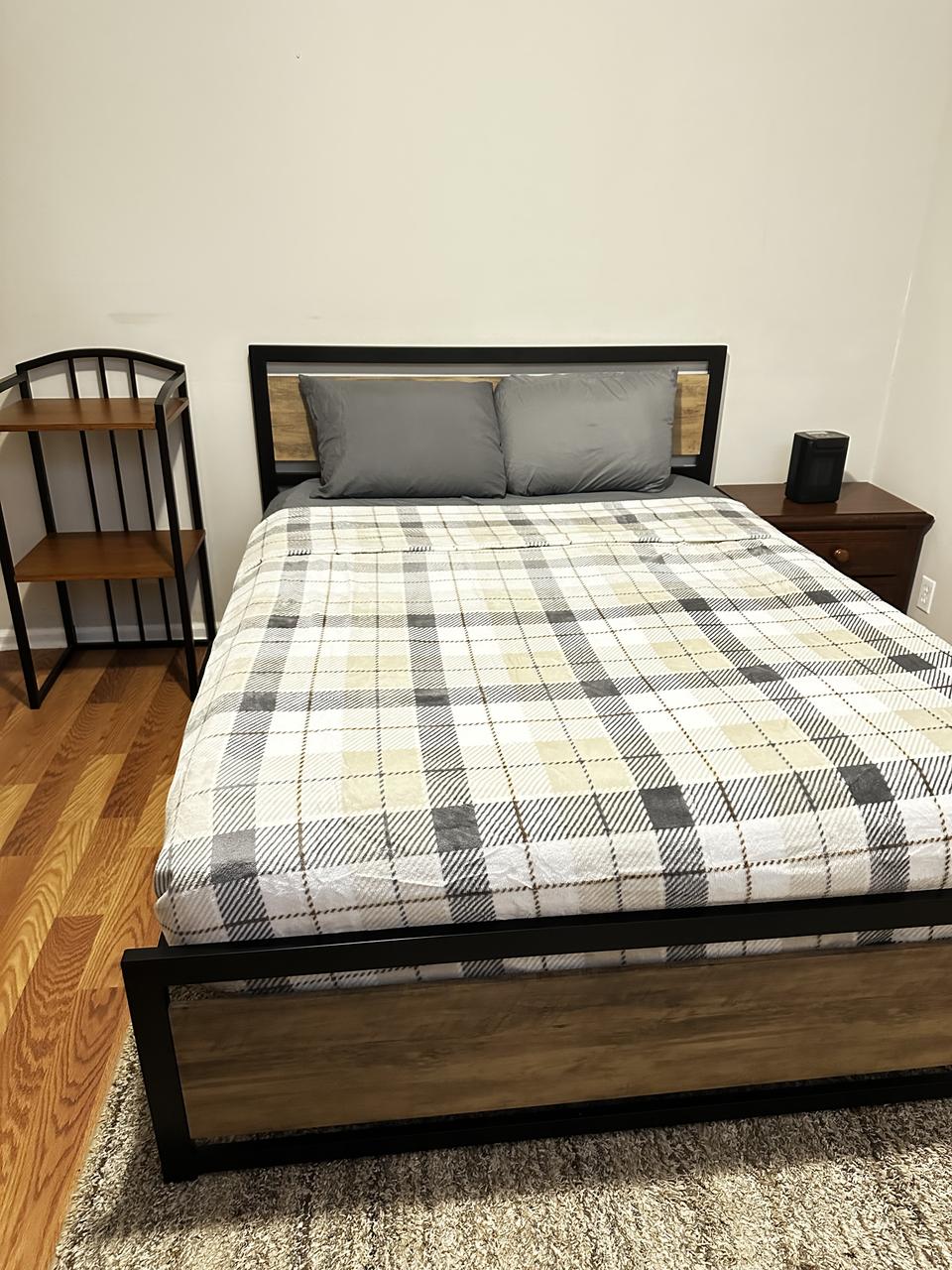 Profile photo 4 of 10