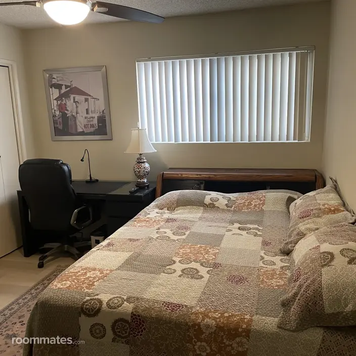 Room for rent in Huntington Beach, CA $1300, apartment