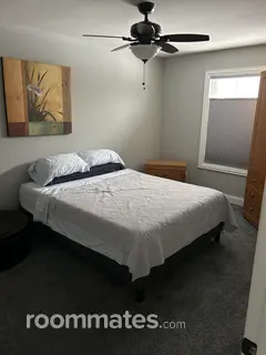 Room for rent in Countryside, IL $1100, house