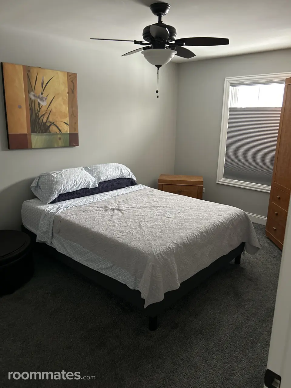 Profile photo 1 of 3