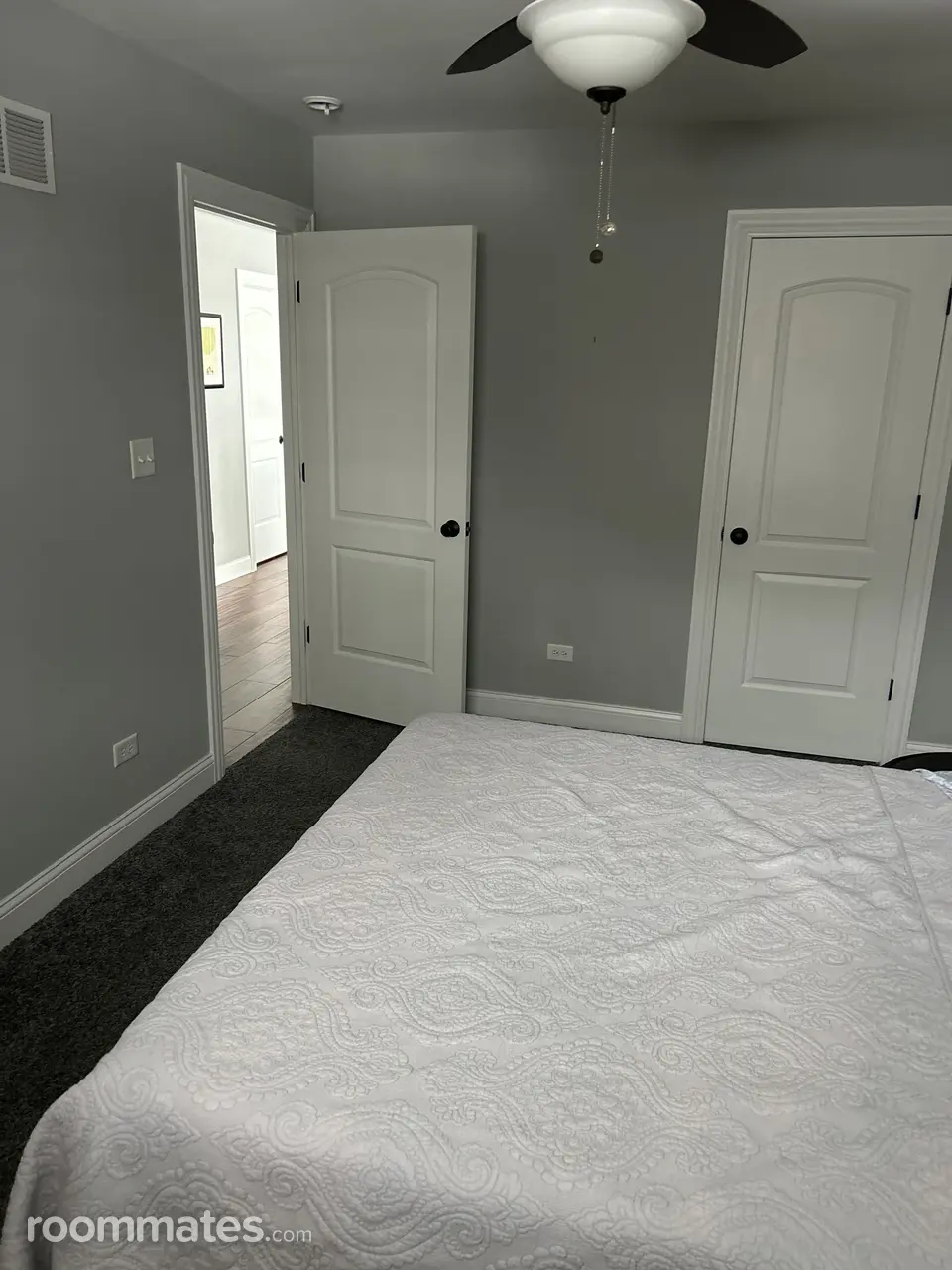 Profile photo 2 of 3