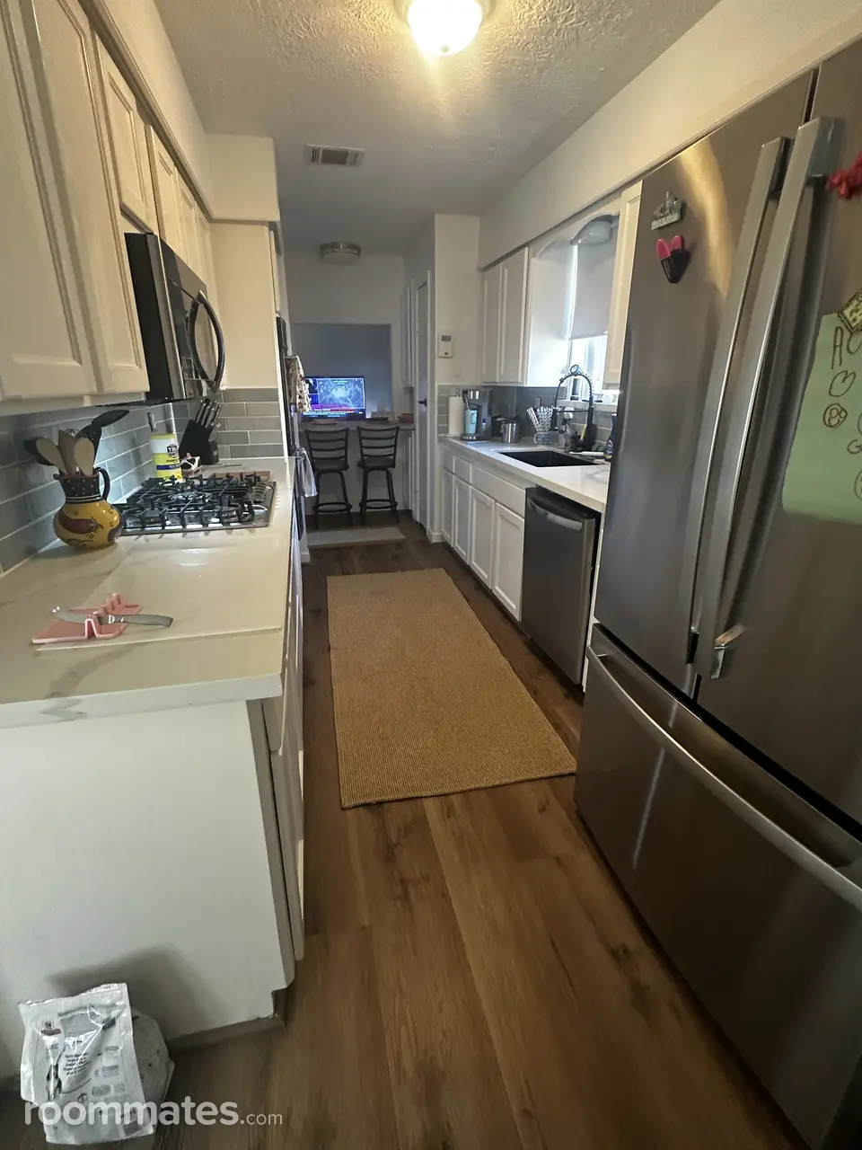 Profile photo 6 of 14