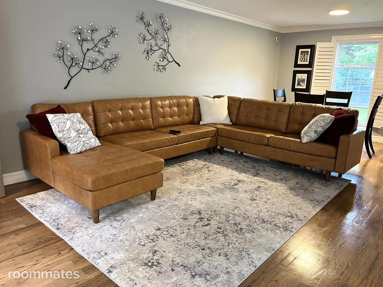 Profile photo 9 of 12