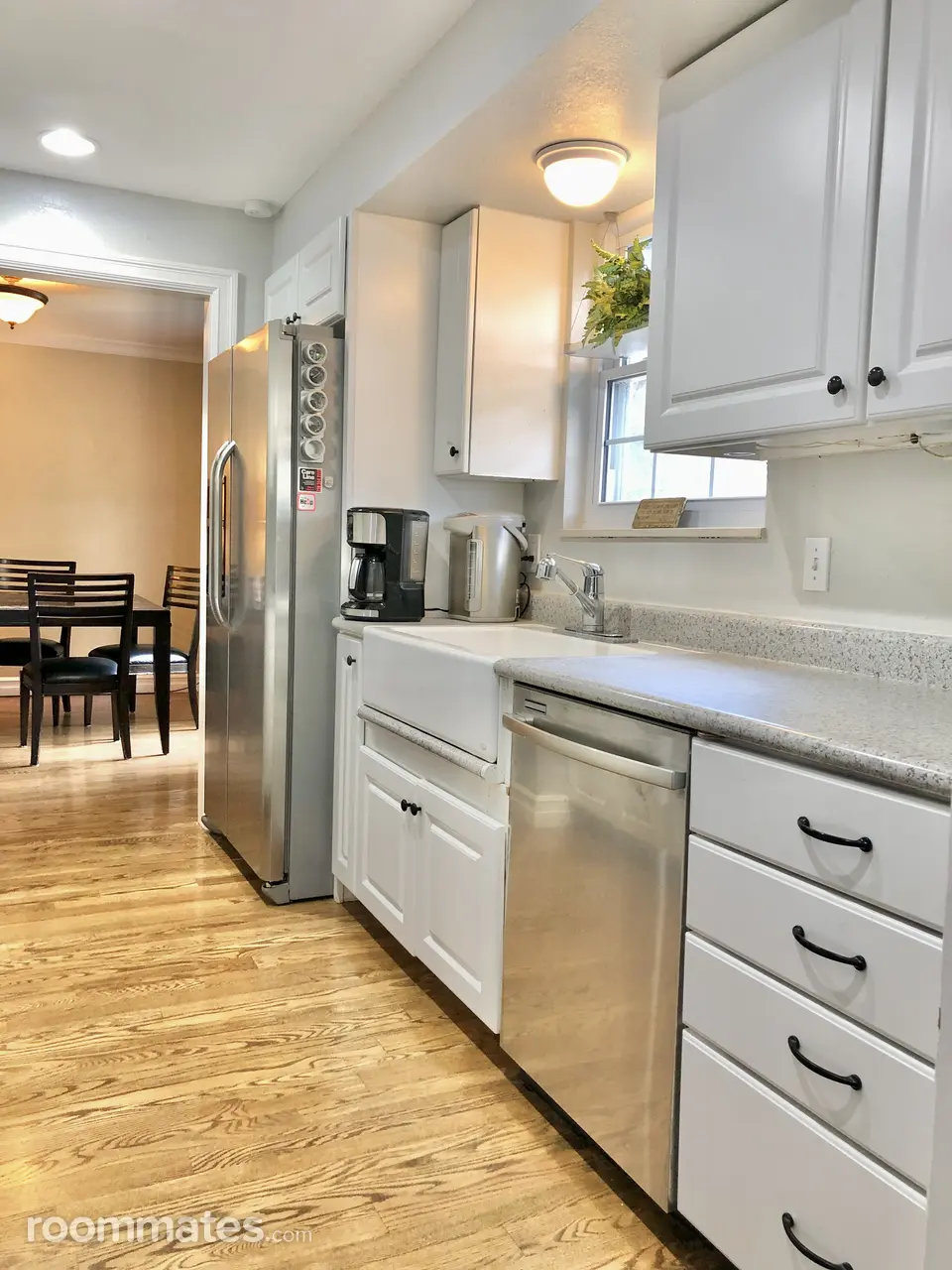 Profile photo 7 of 12