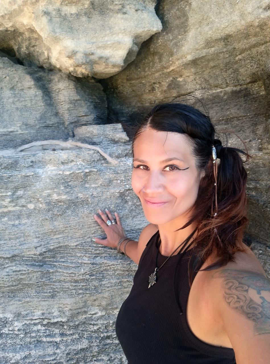 Profile photo 1 of 4