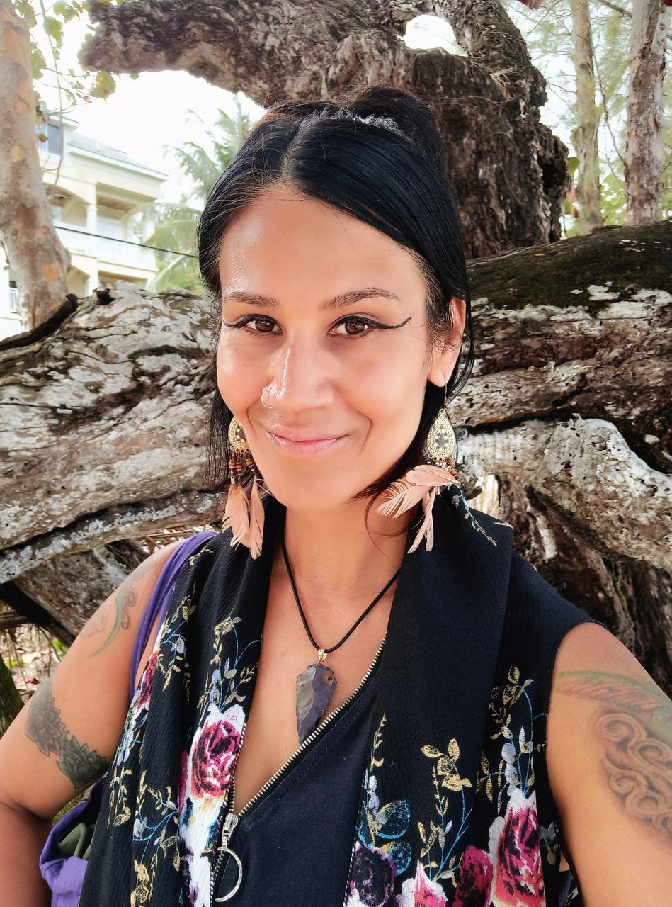 Profile photo 4 of 4