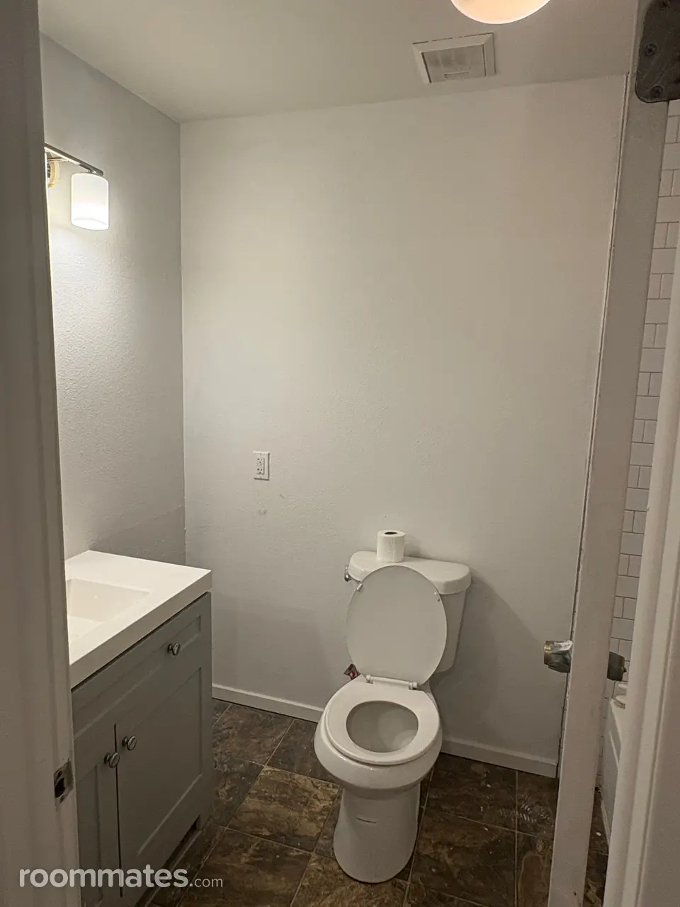 Profile photo 3 of 11