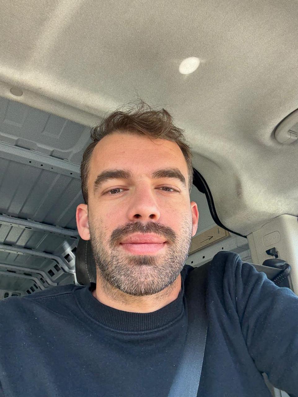 Profile photo 9 of 9