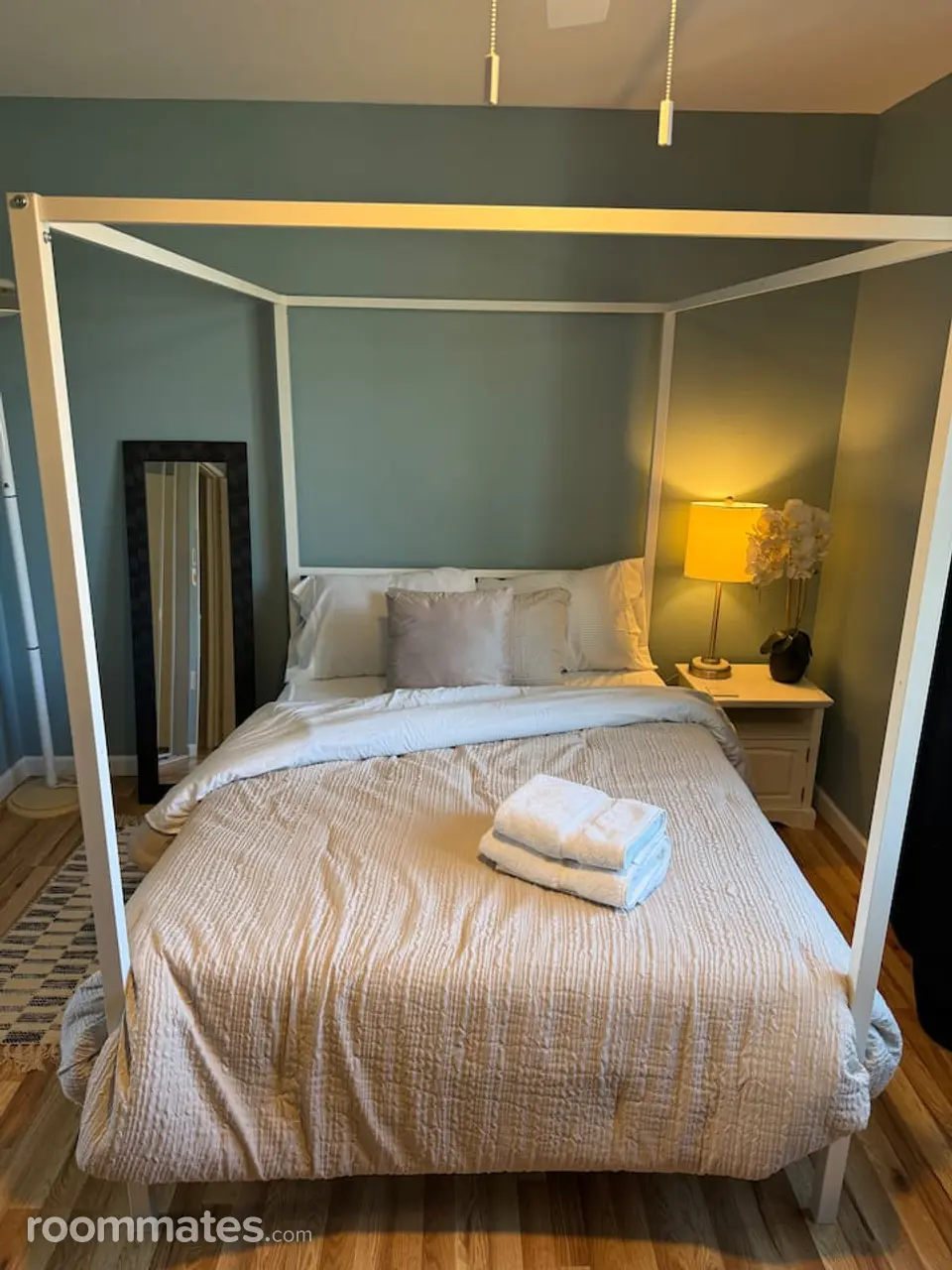 Profile photo 2 of 11