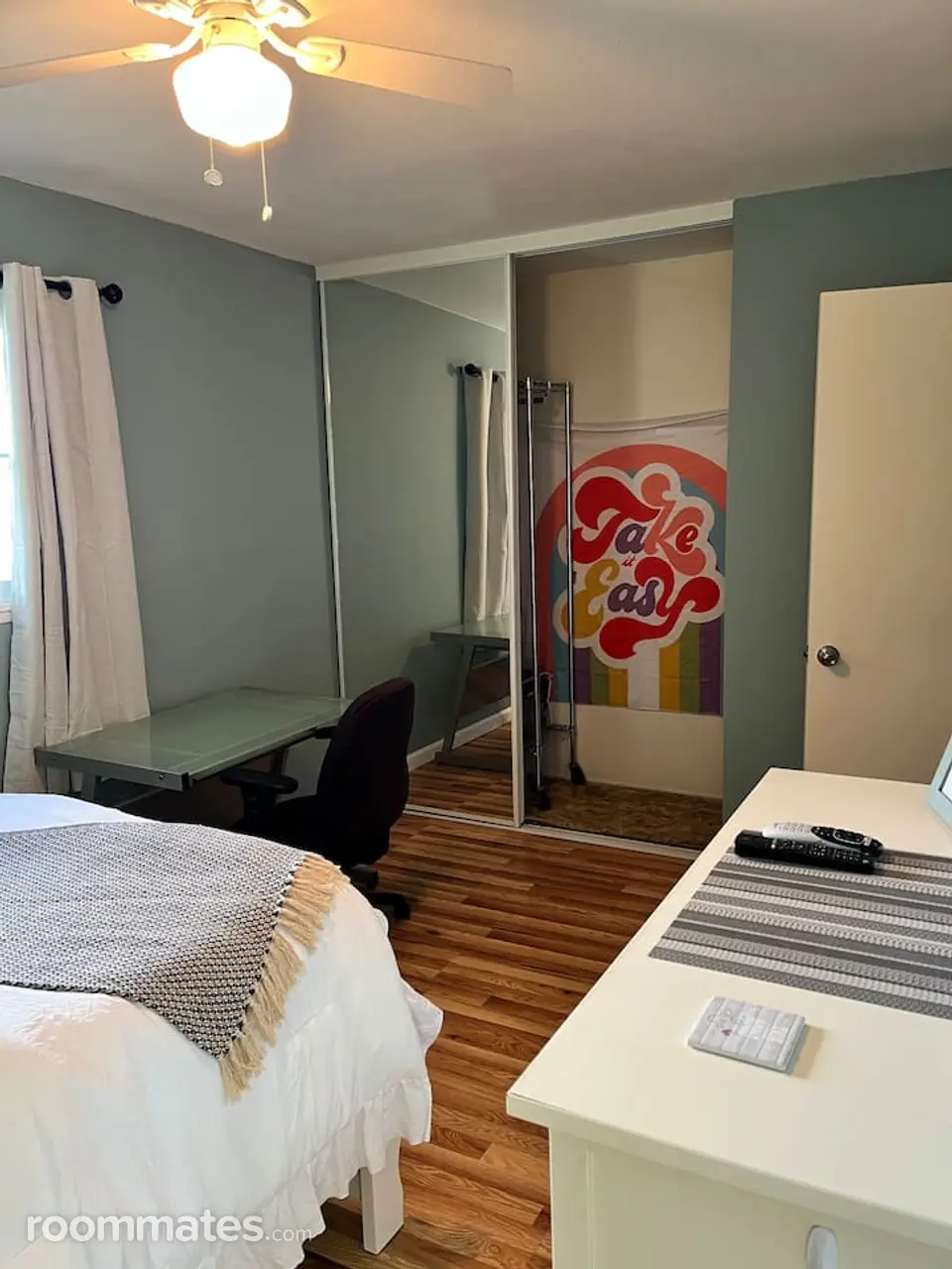 Profile photo 7 of 11