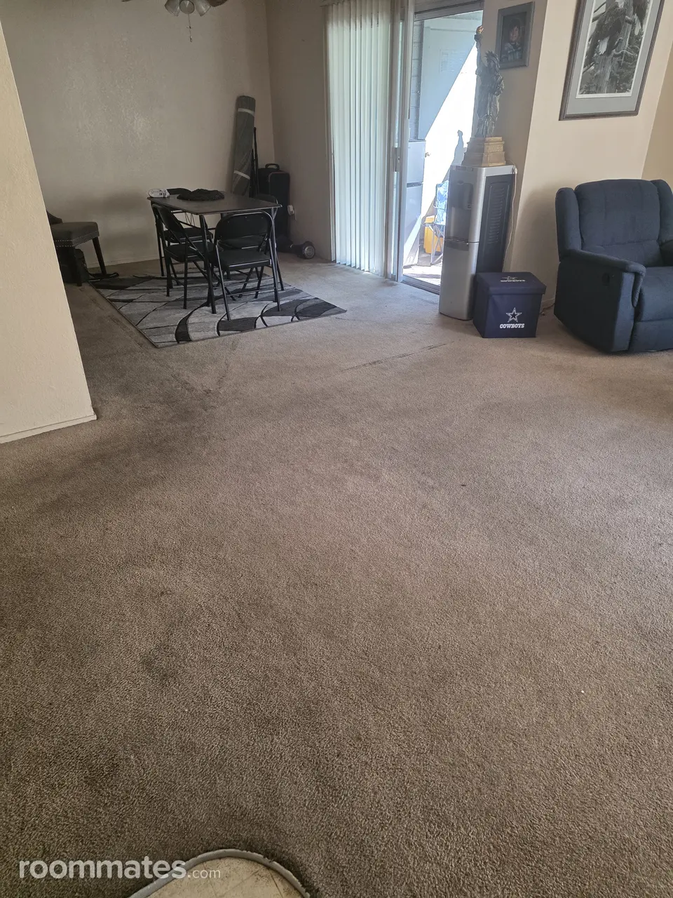 Profile photo 3 of 4