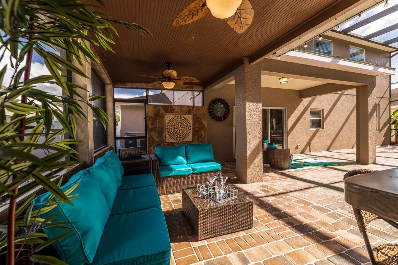 Profile photo 11 of 12