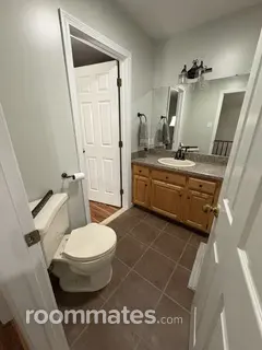 Room for rent in Southington, CT $1500, townhouse