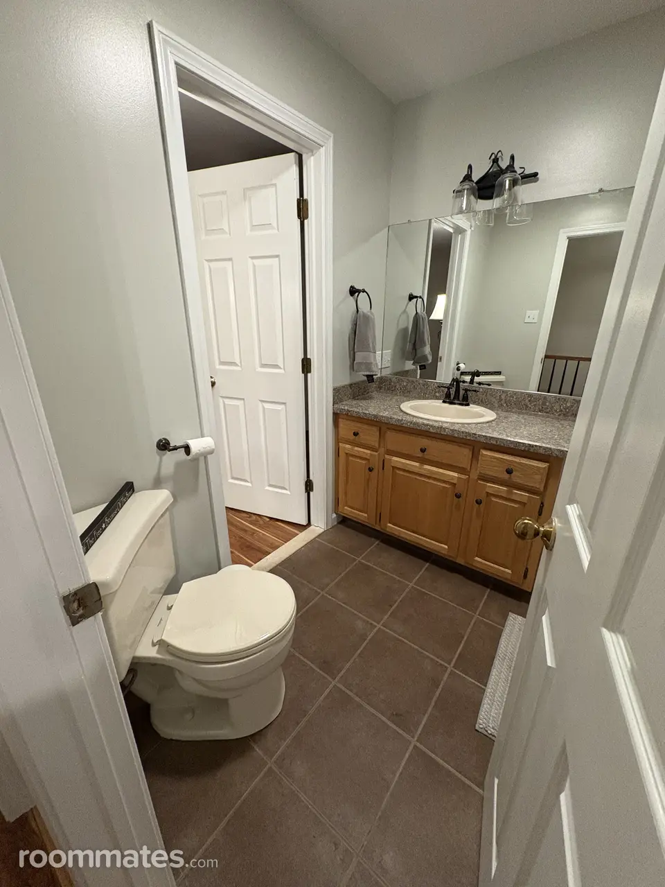 Profile photo 6 of 19