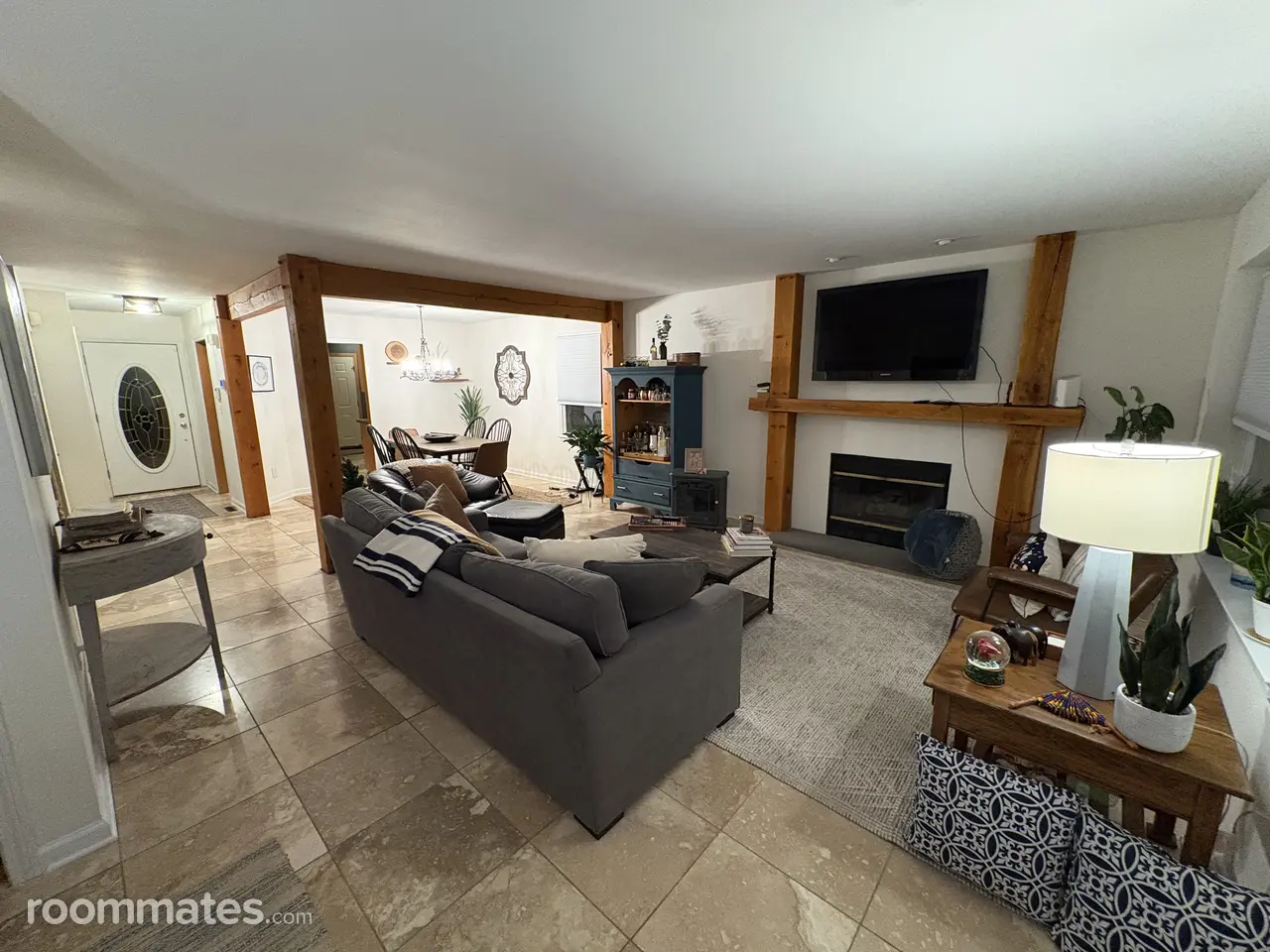 Profile photo 7 of 19