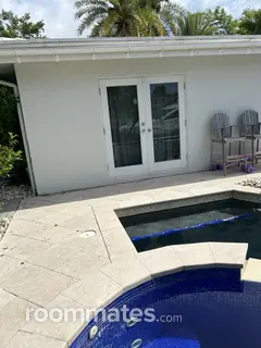 Room for rent in Pompano Beach, FL $1200, house