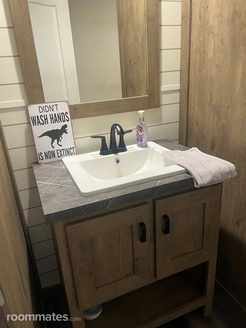 Profile photo 2 of 6