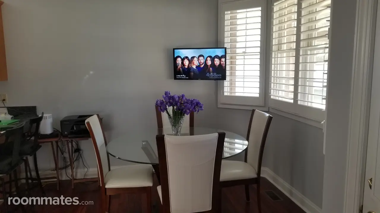 Profile photo 3 of 7