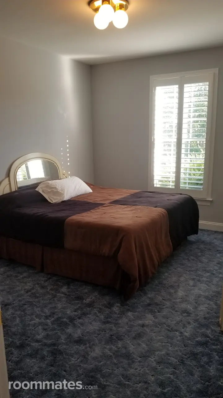 Profile photo 5 of 7