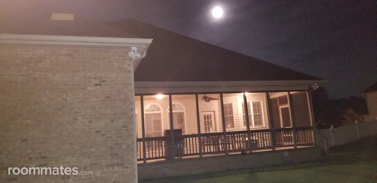 Profile photo 1 of 7