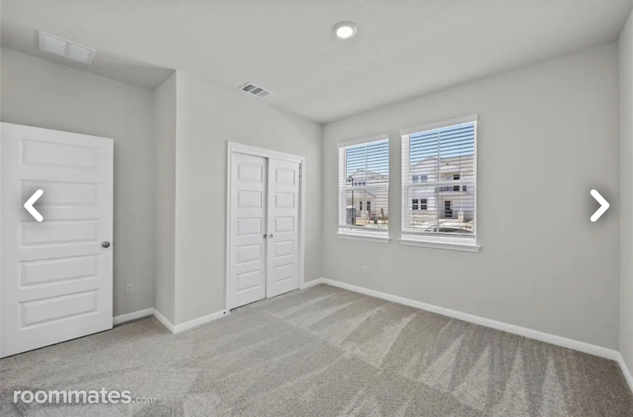 Profile photo 2 of 10